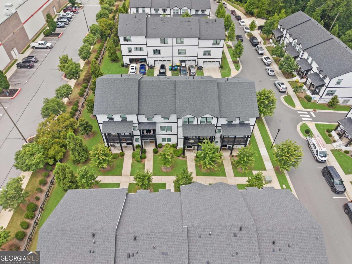 504 Hampton Crossing Property Photo 33