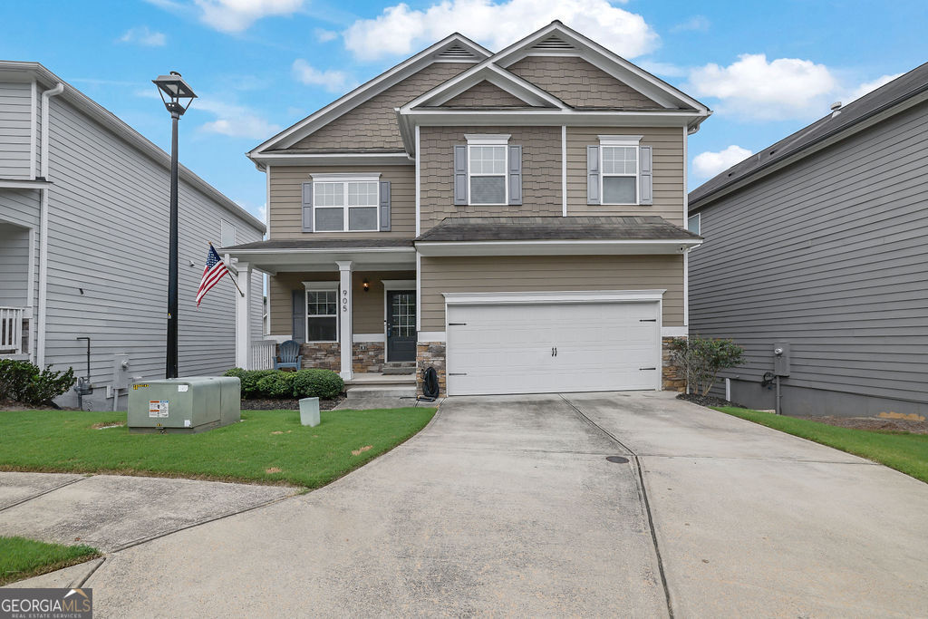905 Habersham Court Property Photo 1