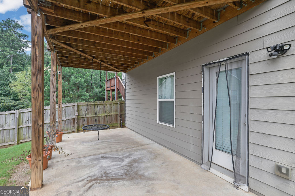 905 Habersham Court Property Photo 43