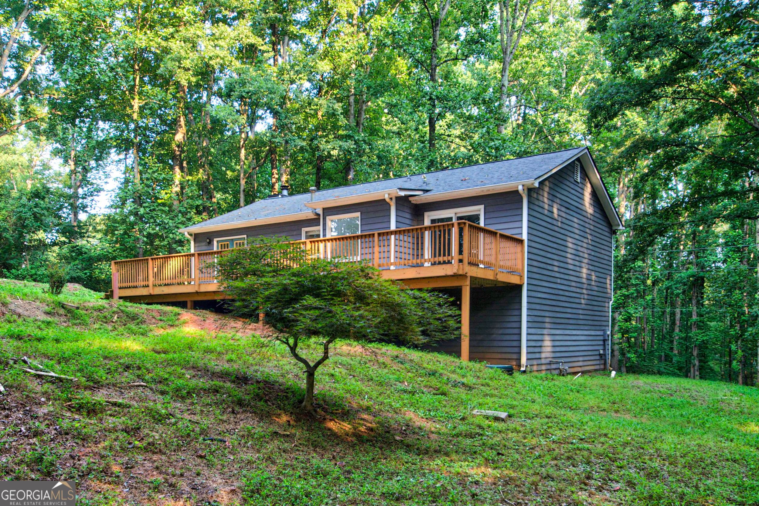 207 Saddle Trail Property Photo 37