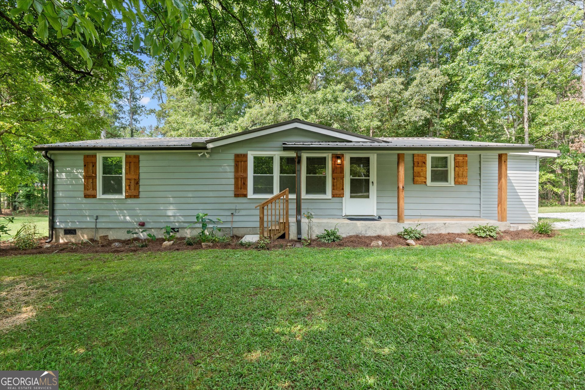 1229 Georgia Avenue S Property Photo 1