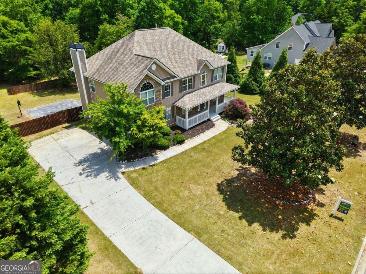 65 Ashford Drive Property Photo 3