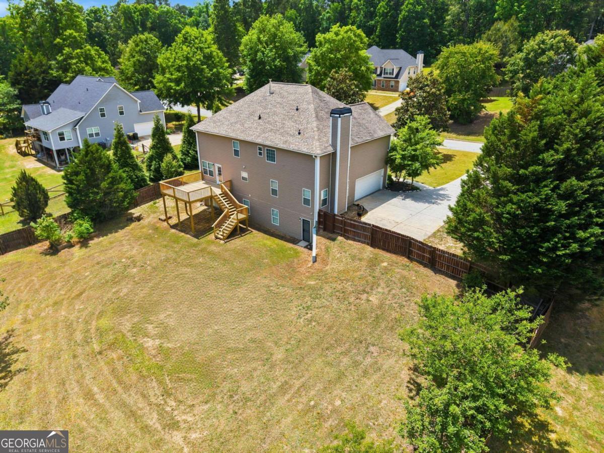 65 Ashford Drive Property Photo 5
