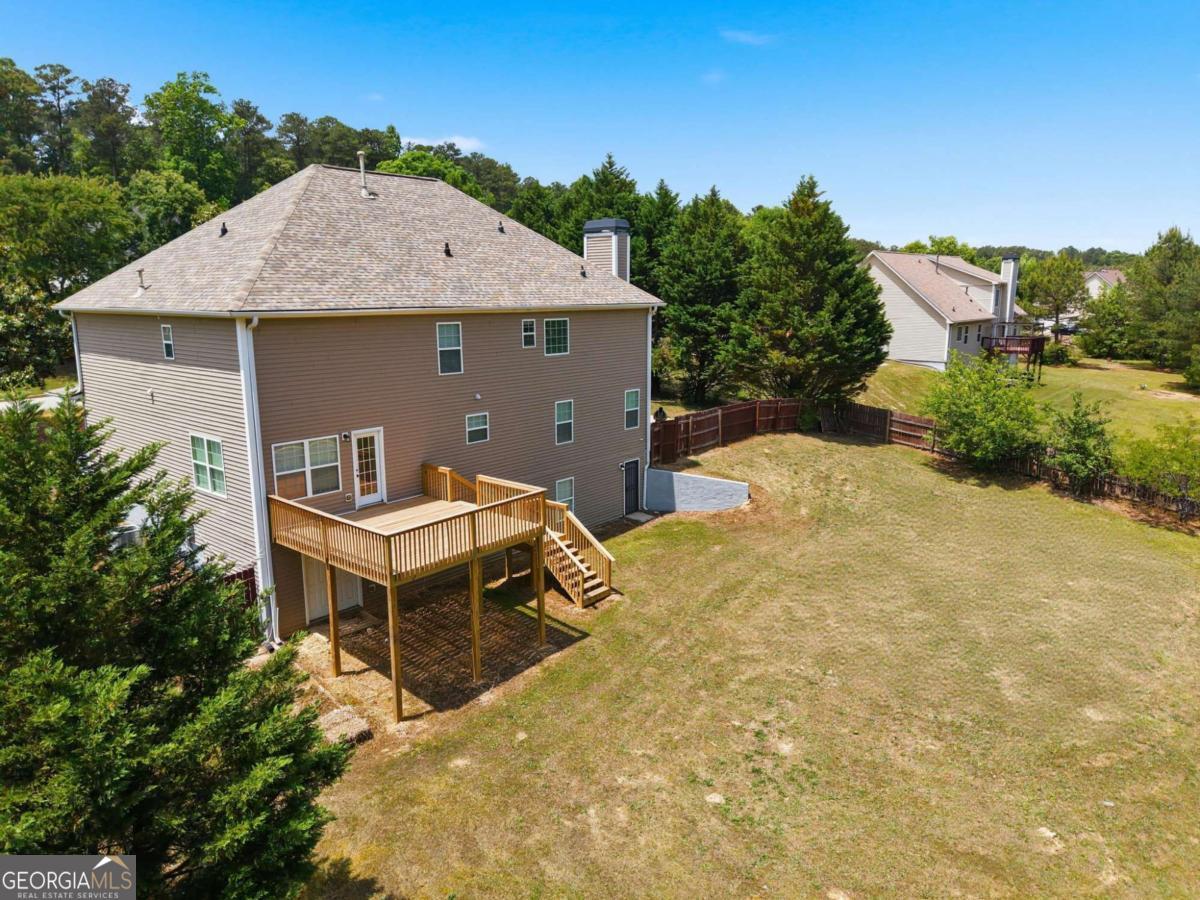 65 Ashford Drive Property Photo 8