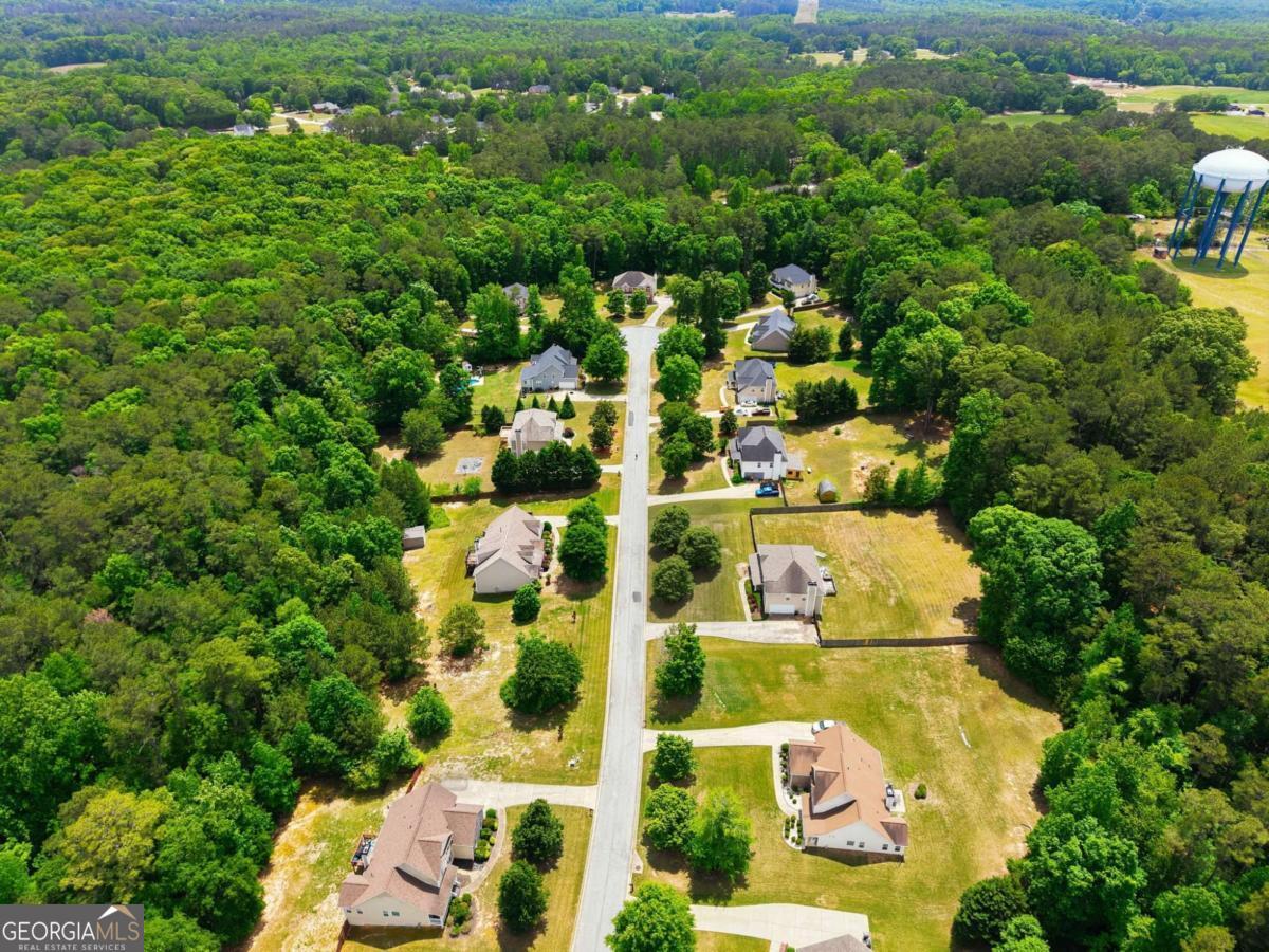 65 Ashford Drive Property Photo 14