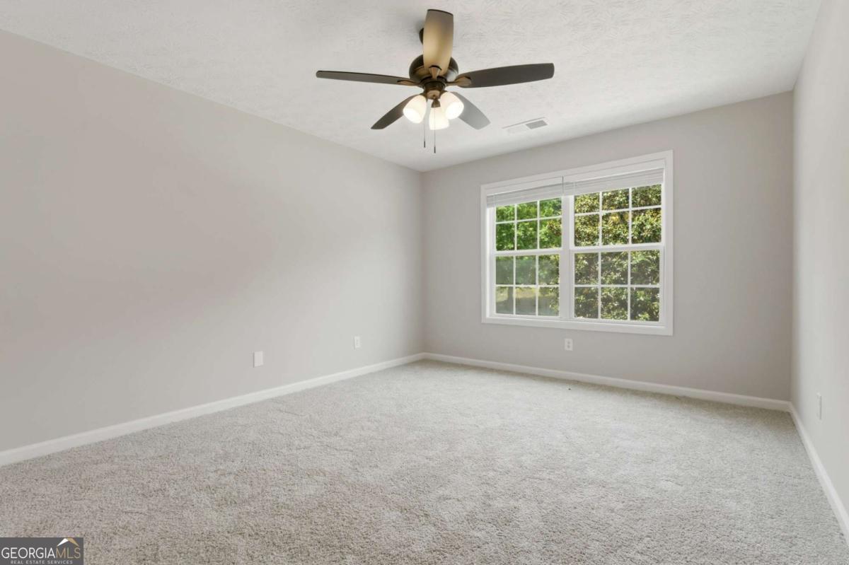 65 Ashford Drive Property Photo 40