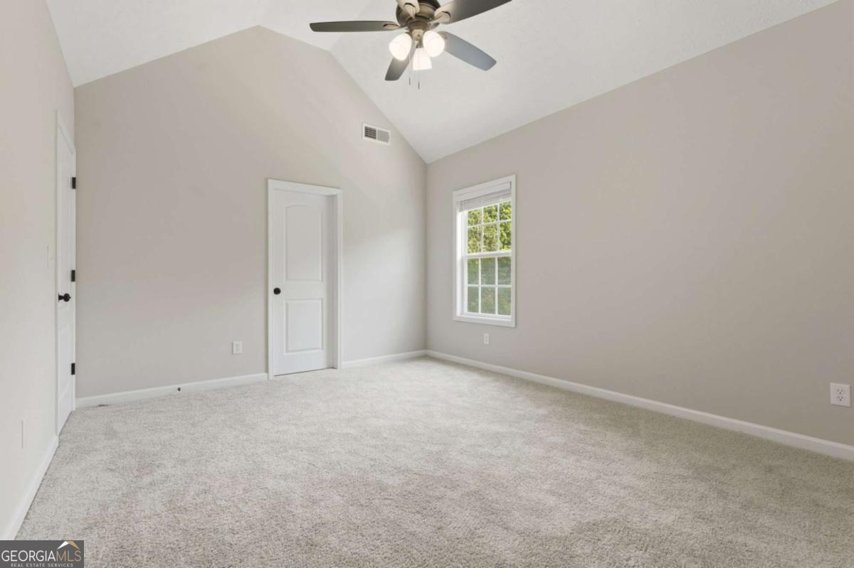 65 Ashford Drive Property Photo 43