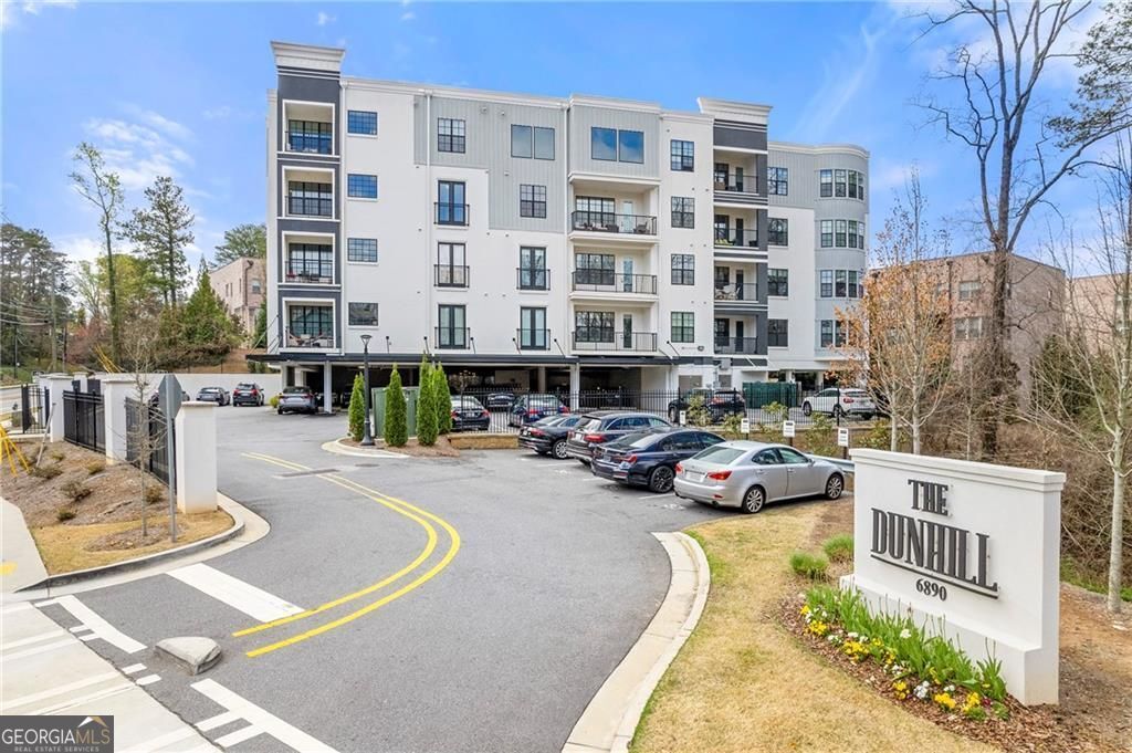 6890 Peachtree Dunwoody Road # 301 Property Photo 1