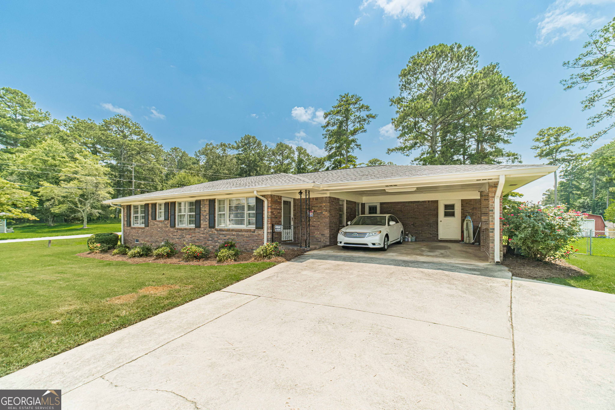 2303 Rockbridge Road Property Photo 4
