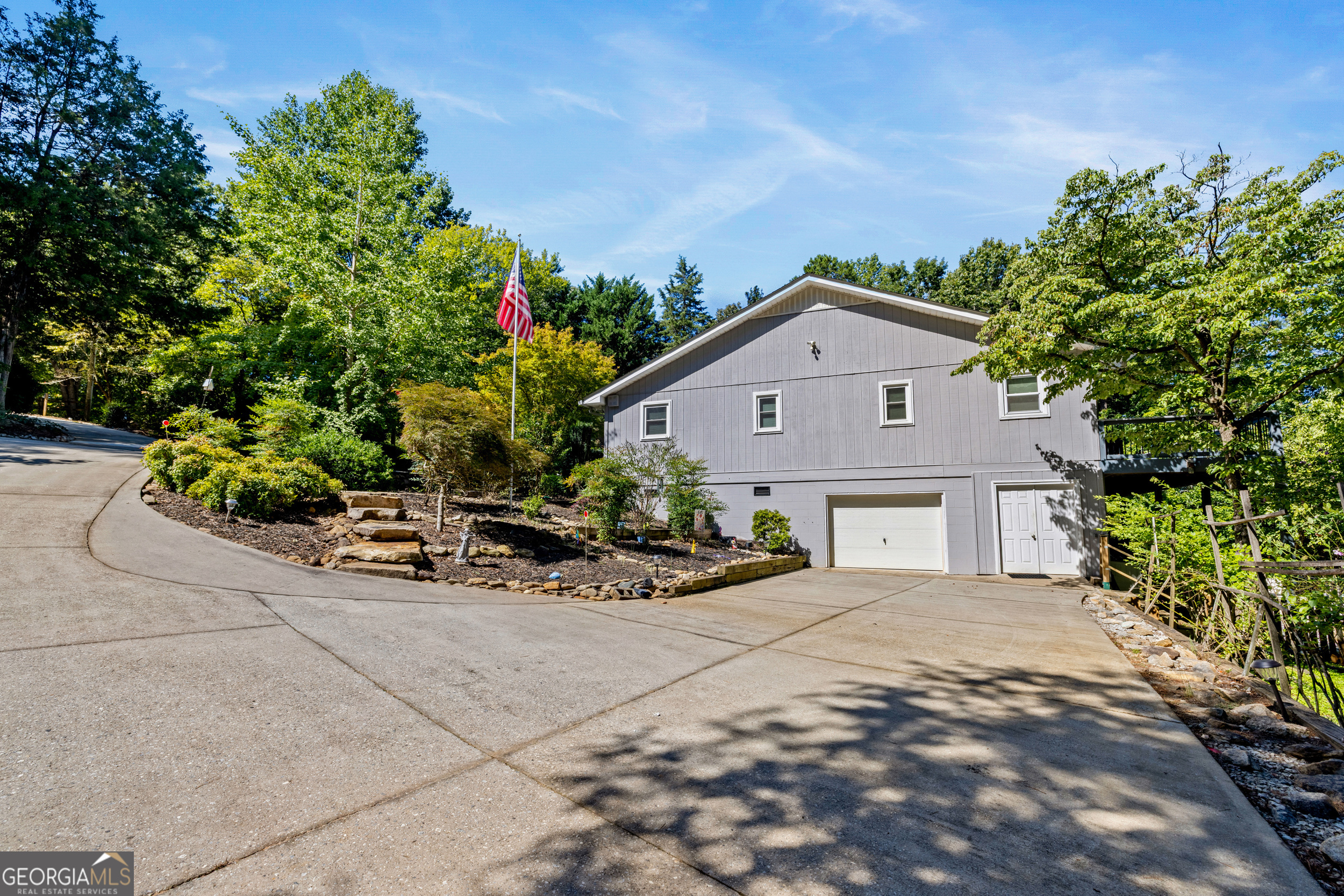 126 Indian Hills Property Photo 7