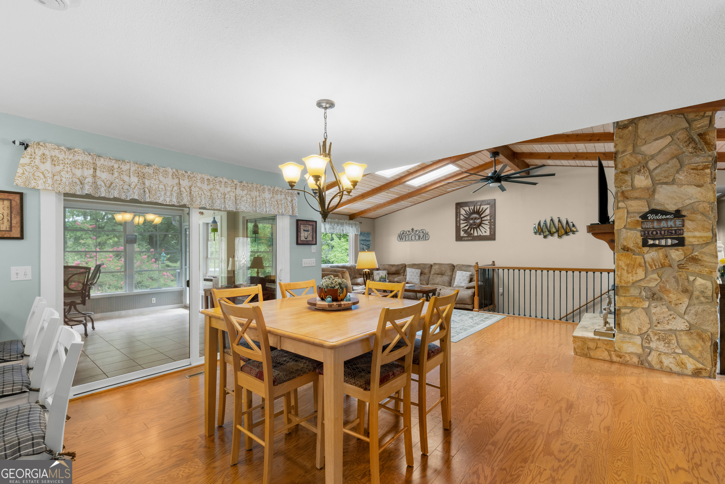126 Indian Hills Property Photo 12