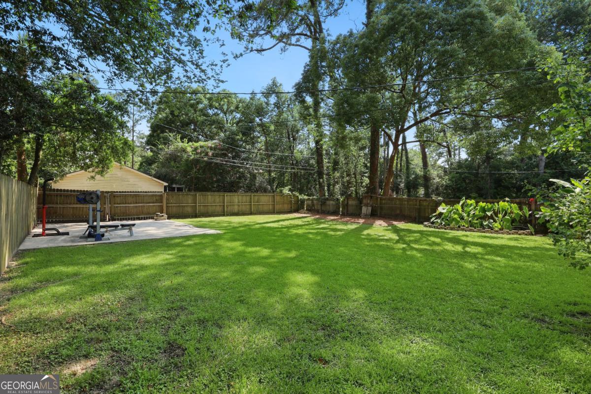 209 E 65th Street Property Photo 40