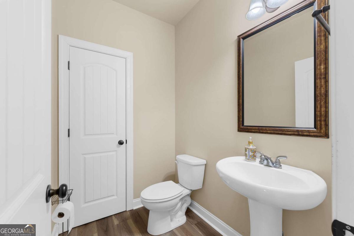 800 Ansbeth Way Property Photo 33