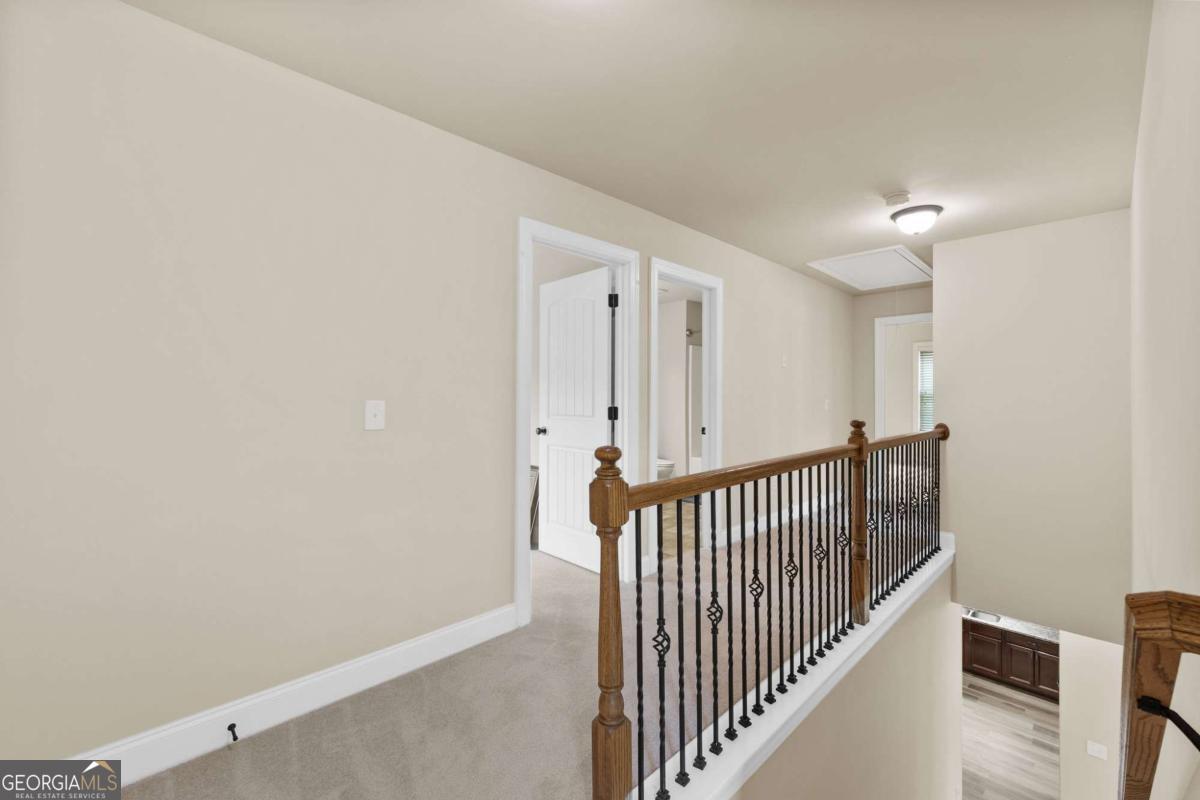 800 Ansbeth Way Property Photo 36