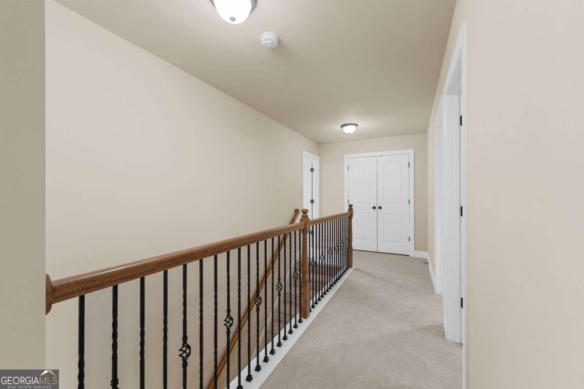 800 Ansbeth Way Property Photo 37