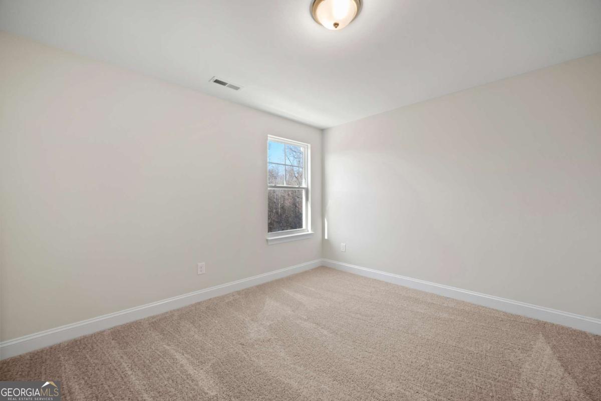 101 Cedar Crest Lane Property Photo 41