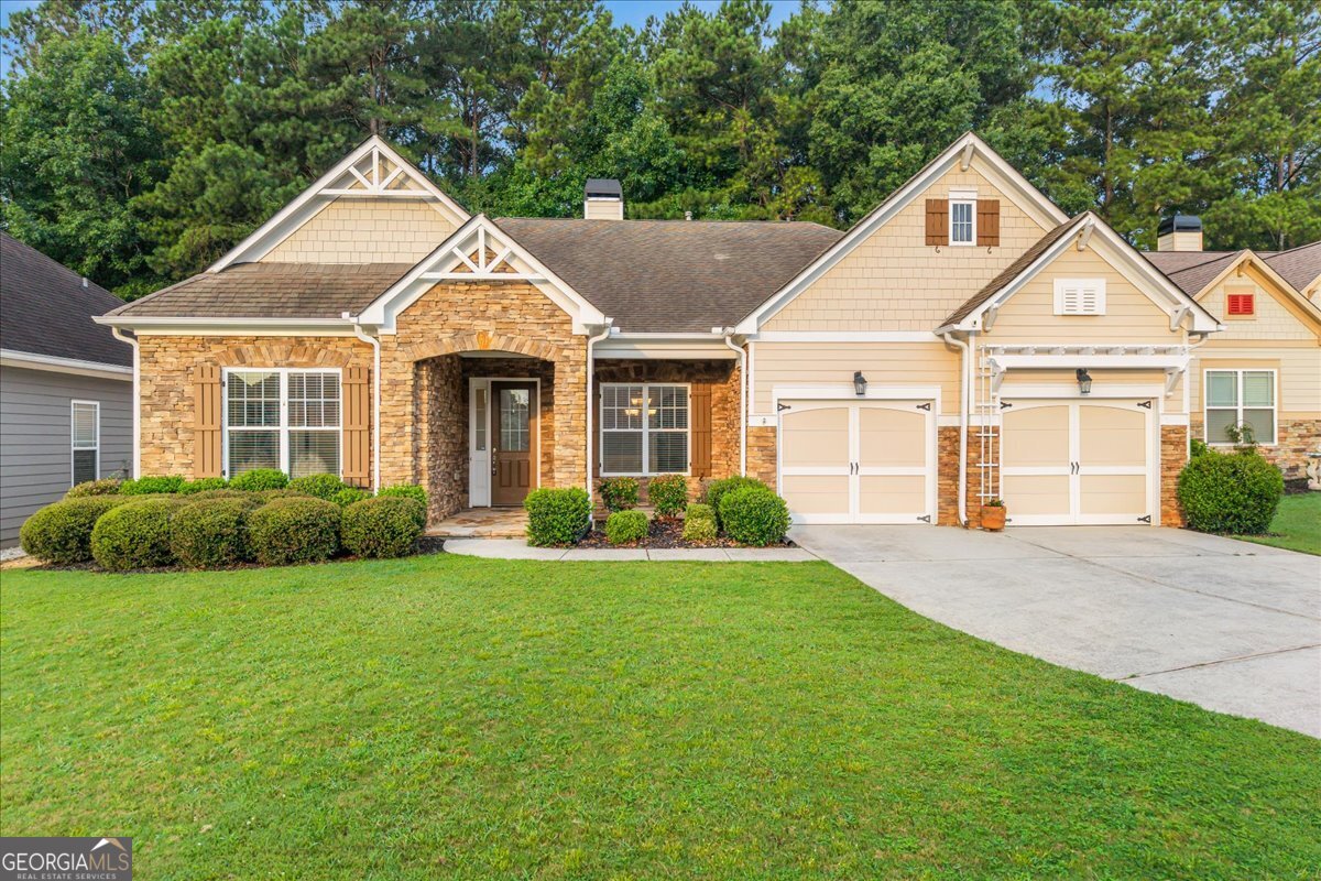 1067 Creekwood Circle Property Photo 1