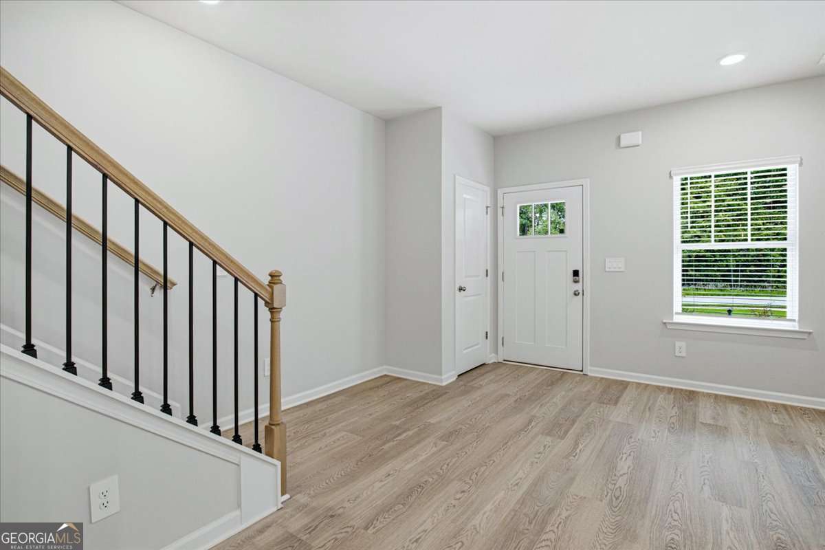 2238 Ashton Drive Property Photo 8