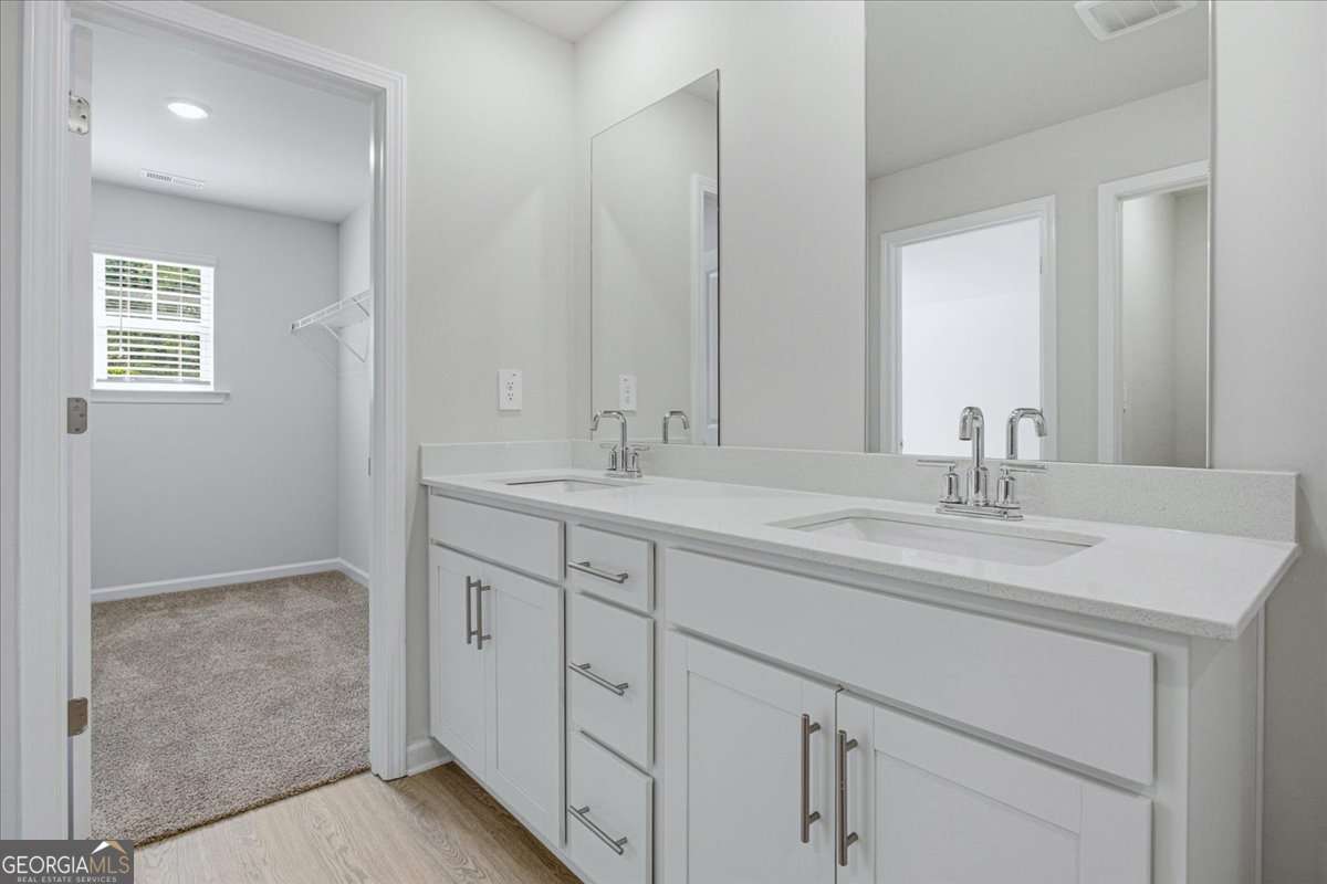 2238 Ashton Drive Property Photo 17