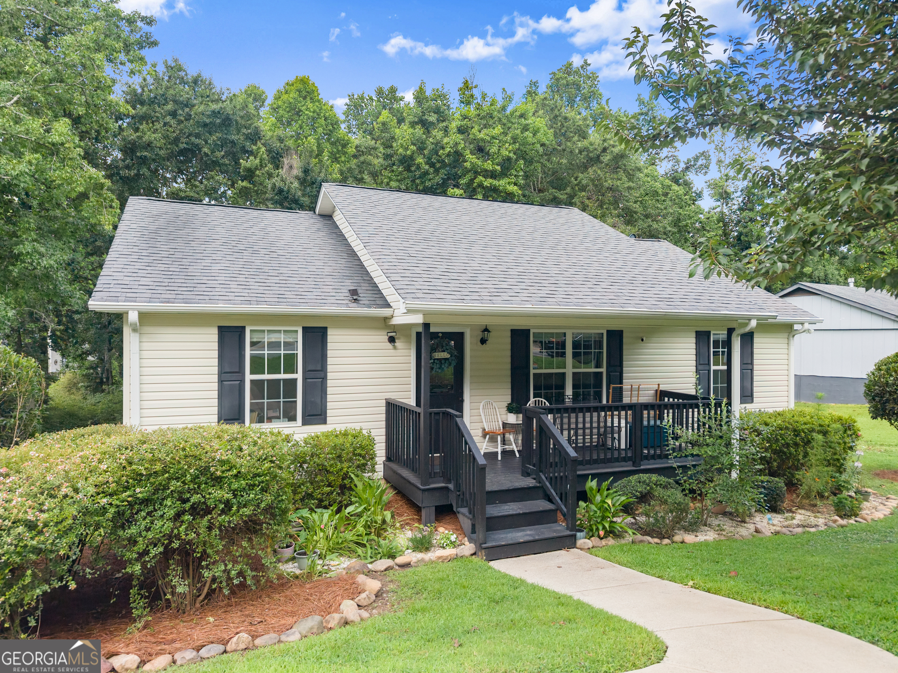 1738 Lanier Springs Drive Nw Property Photo 8