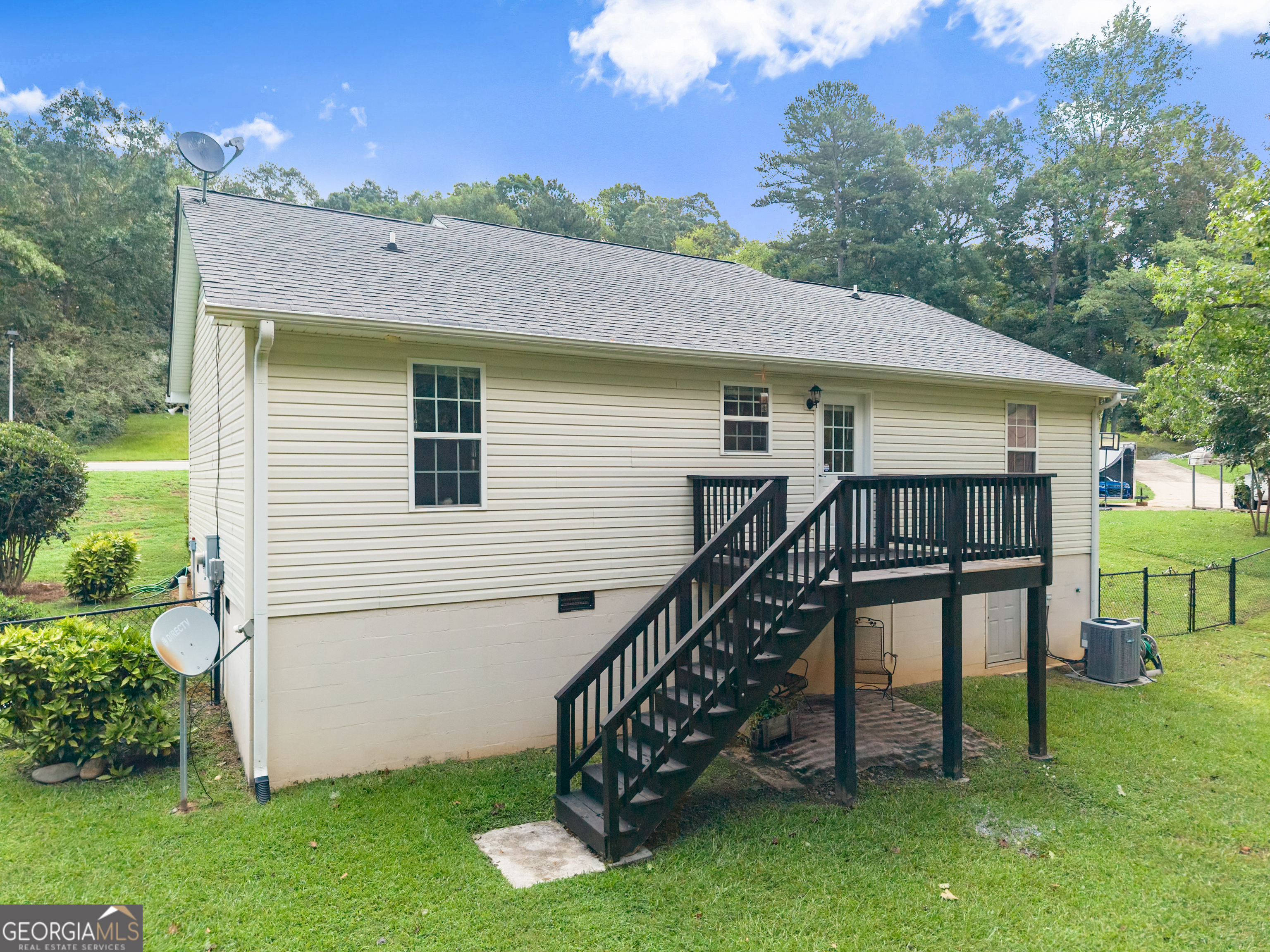 1738 Lanier Springs Drive Nw Property Photo 40