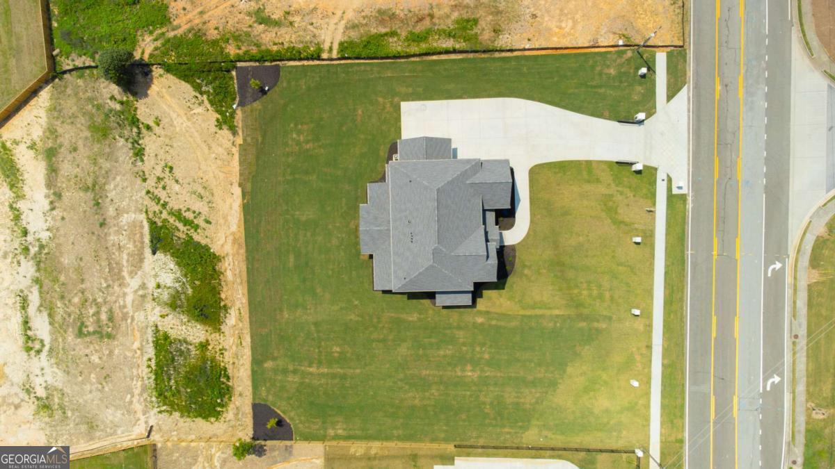 3575 New Hope Road Property Photo 3