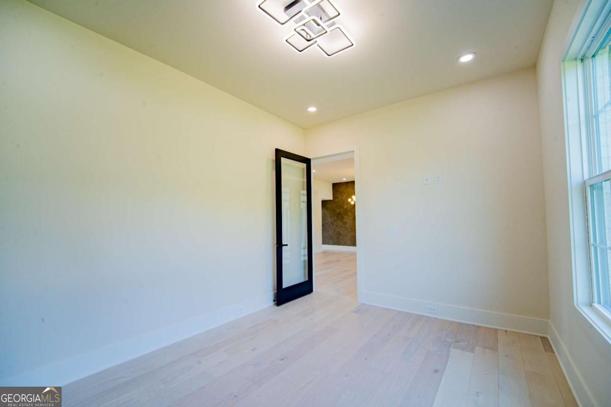 3575 New Hope Road Property Photo 8