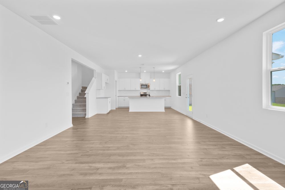 4043 Alderstone Drive Property Photo 8