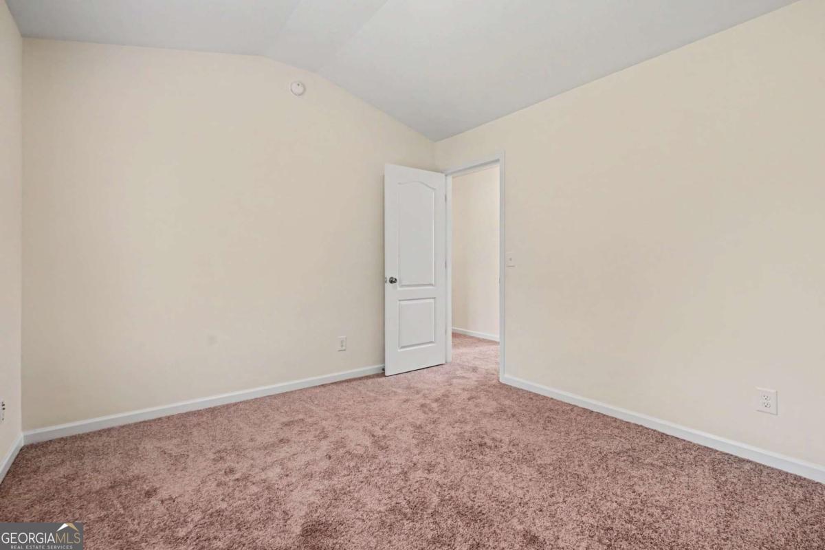 388 Pinnacle Drive Property Photo 10
