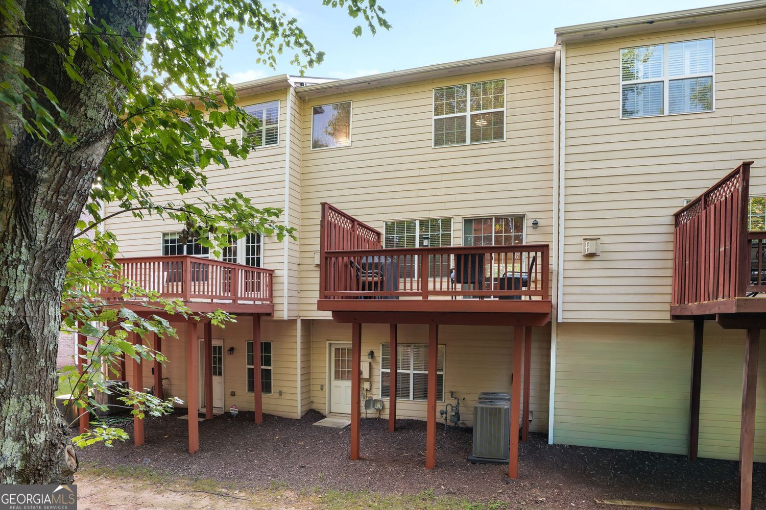 5243 Wellsley Bend Property Photo 18