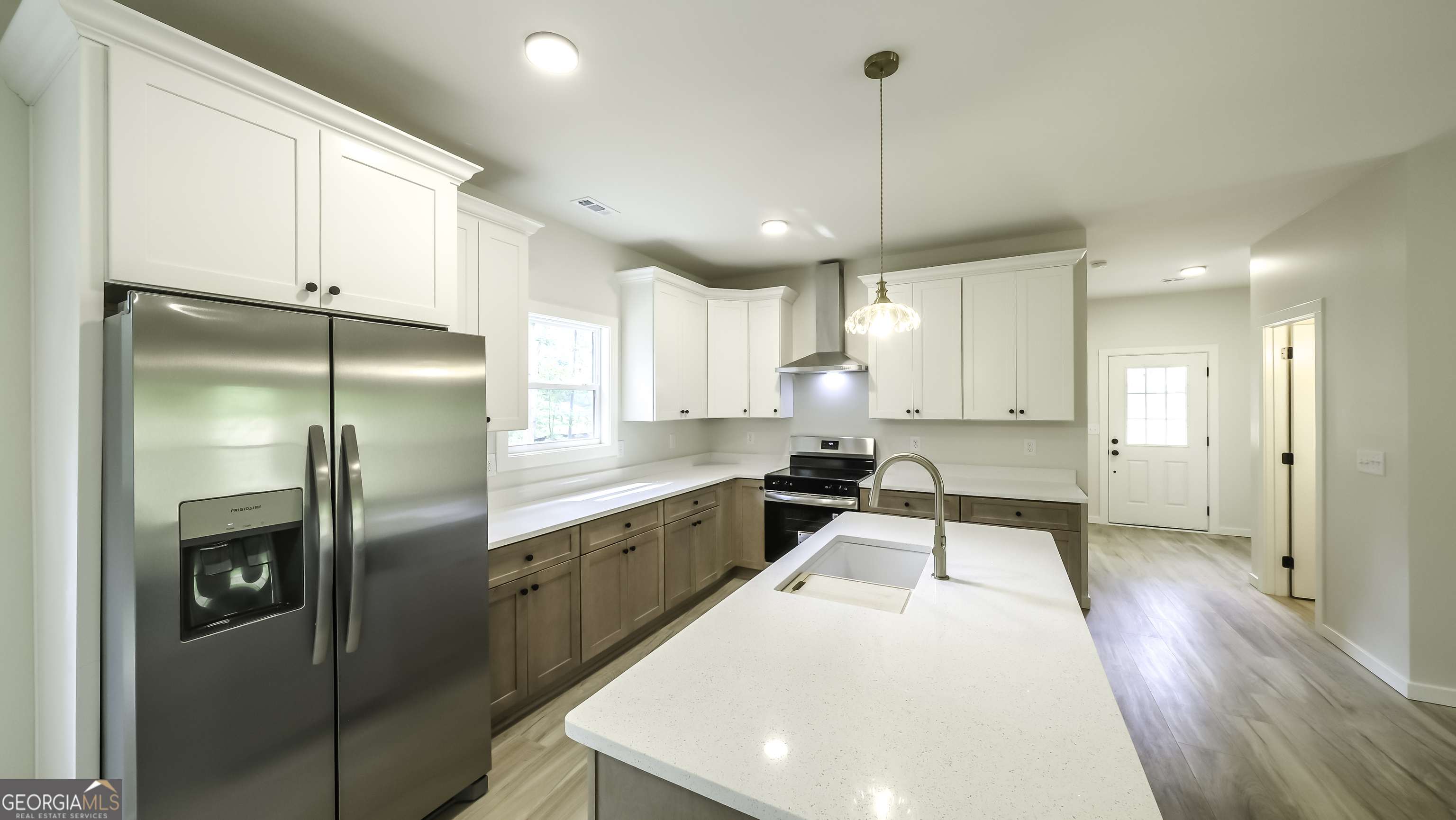 530 Tree Ridge Property Photo 8