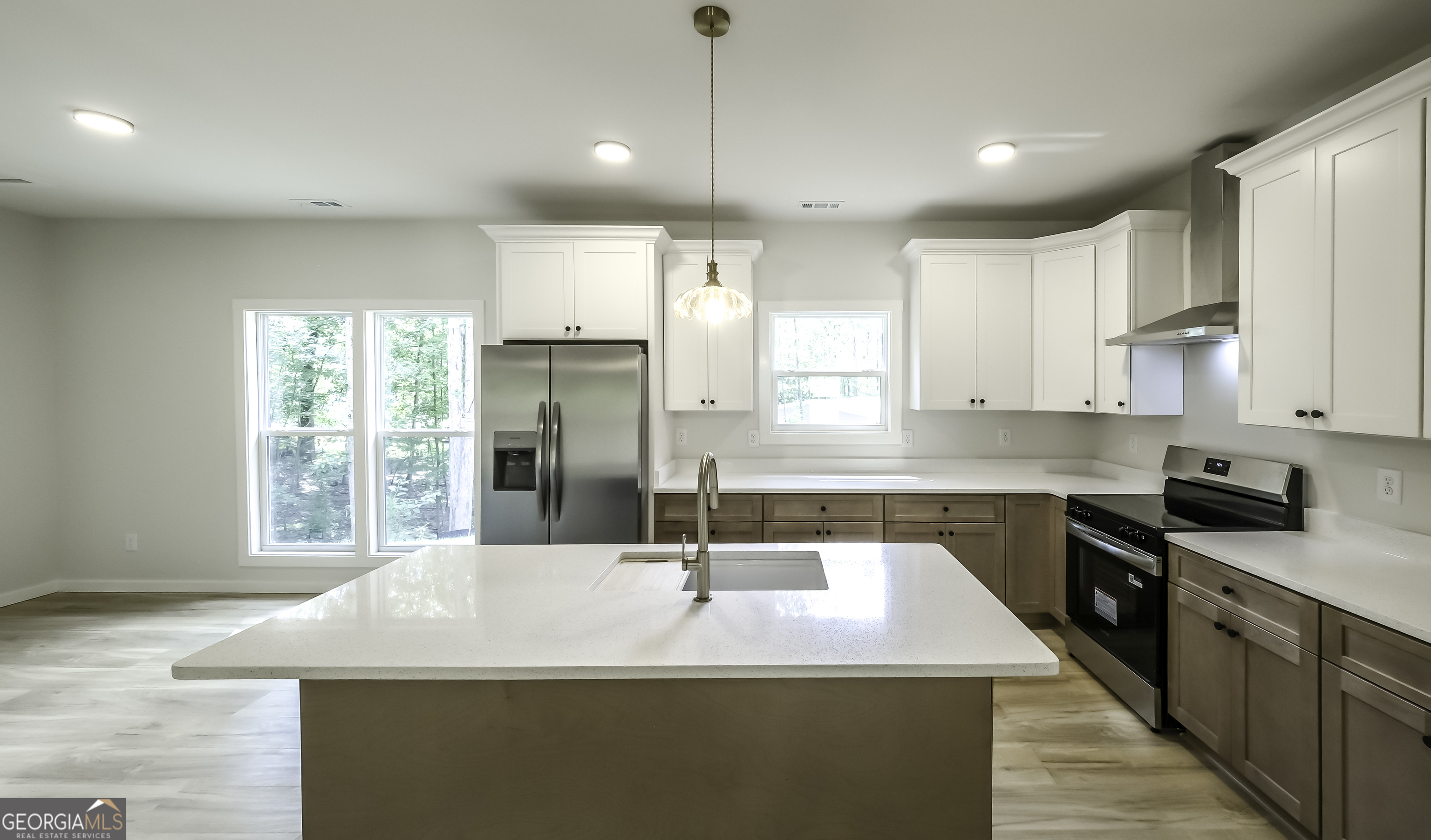 530 Tree Ridge Property Photo 11