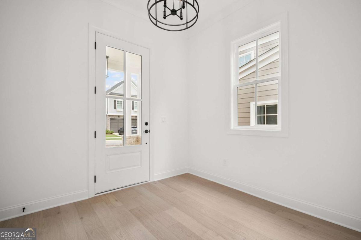 841 Lakemont Drive Property Photo 12