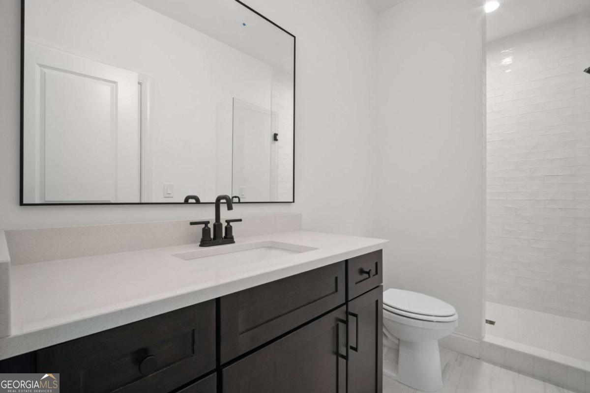 841 Lakemont Drive Property Photo 23