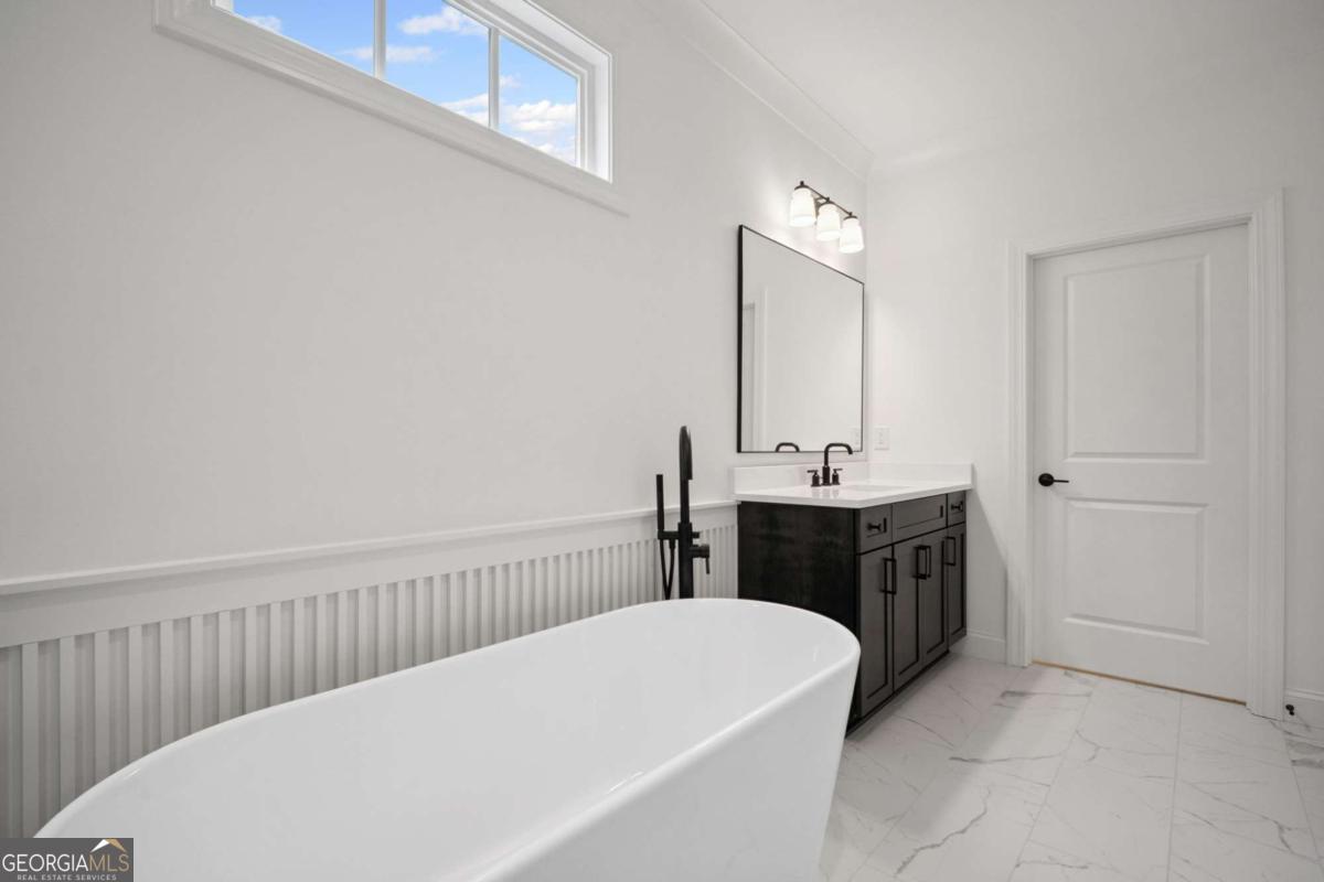 841 Lakemont Drive Property Photo 29