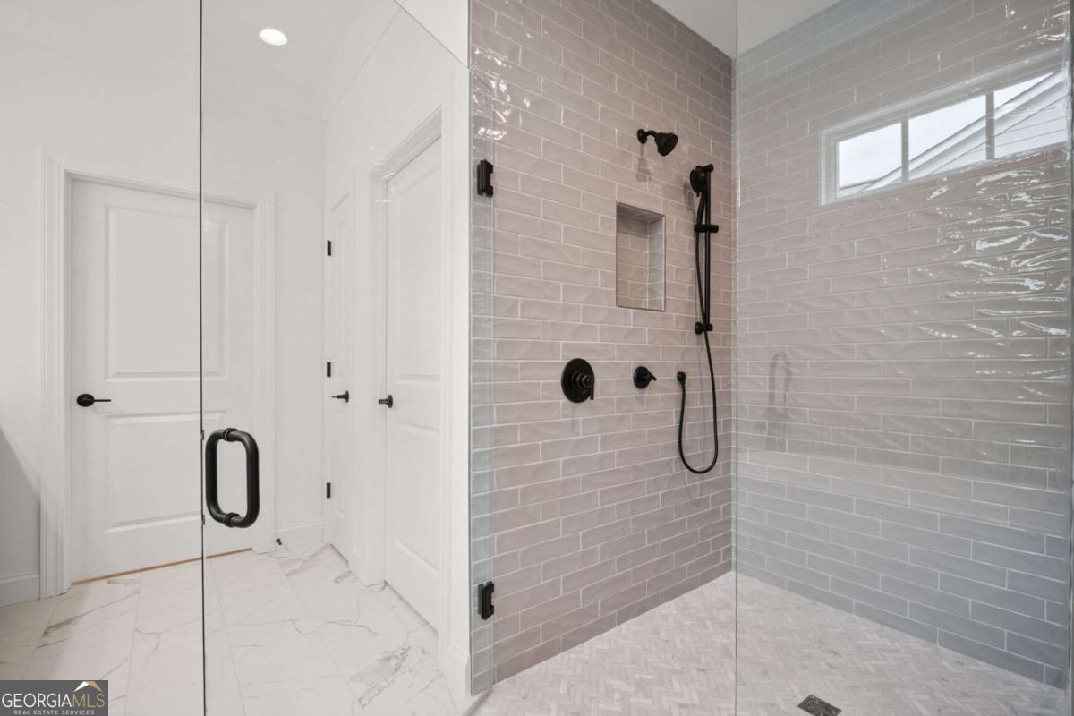 841 Lakemont Drive Property Photo 30
