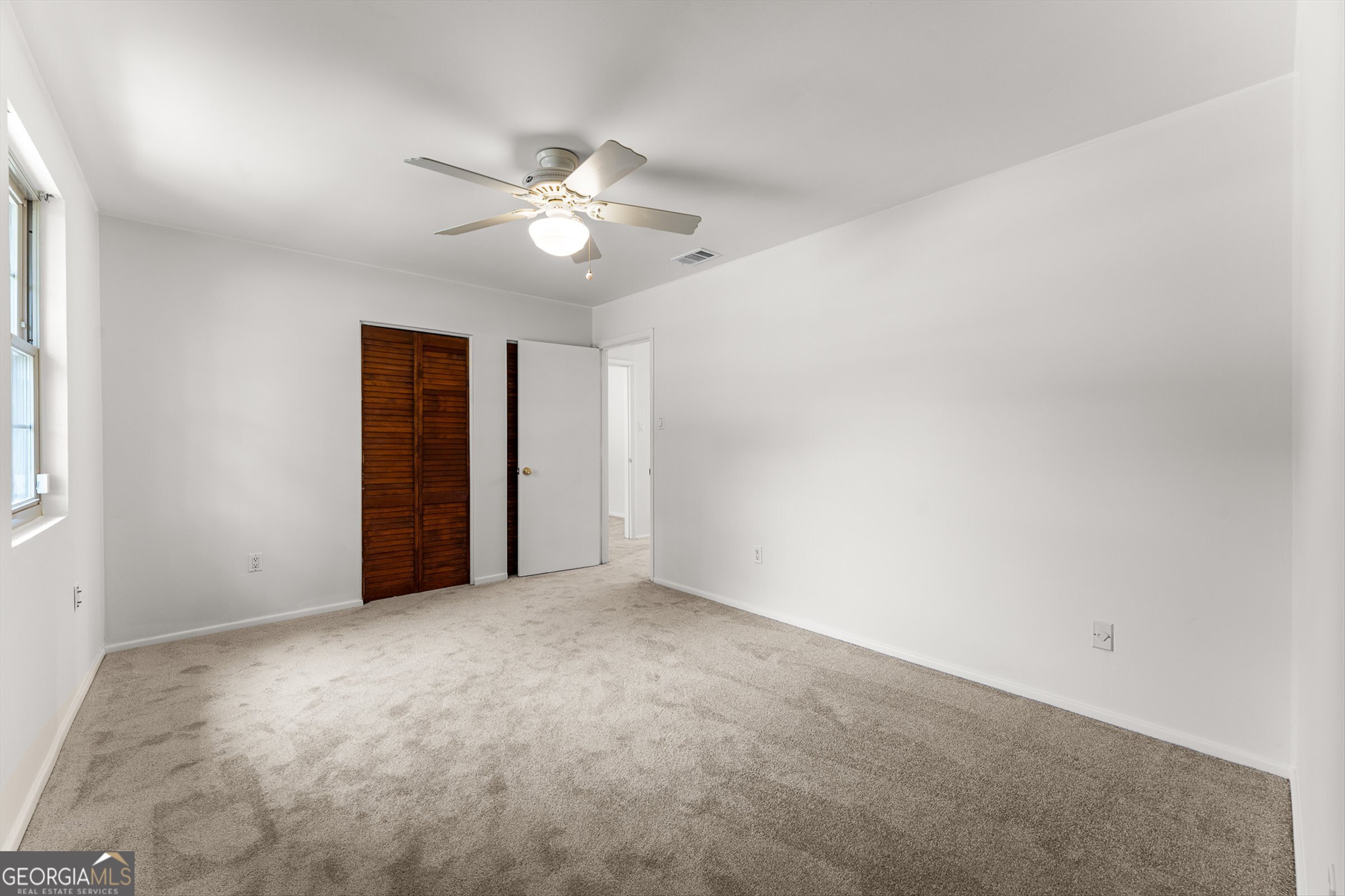417 Willow Road Property Photo 18