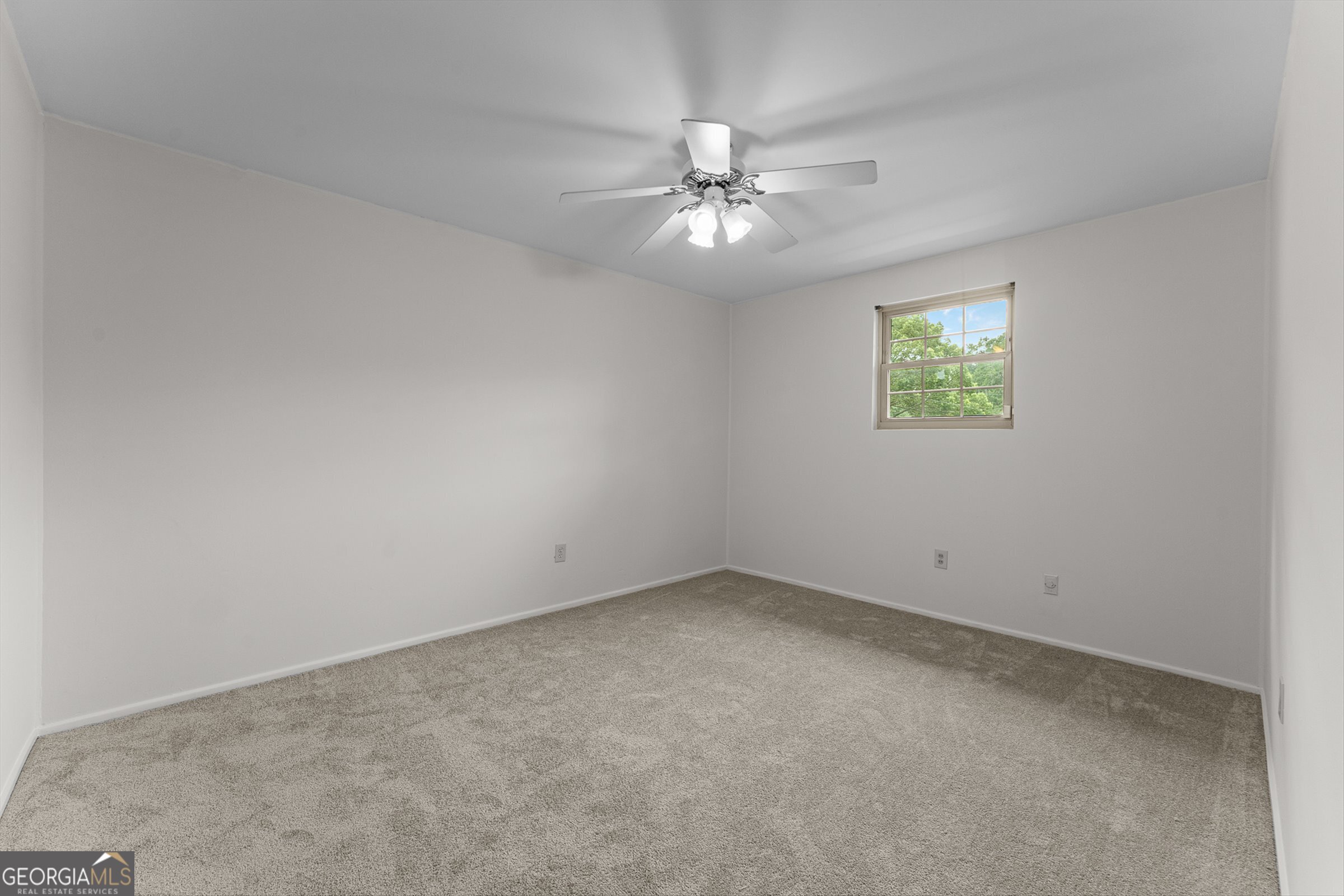 417 Willow Road Property Photo 21