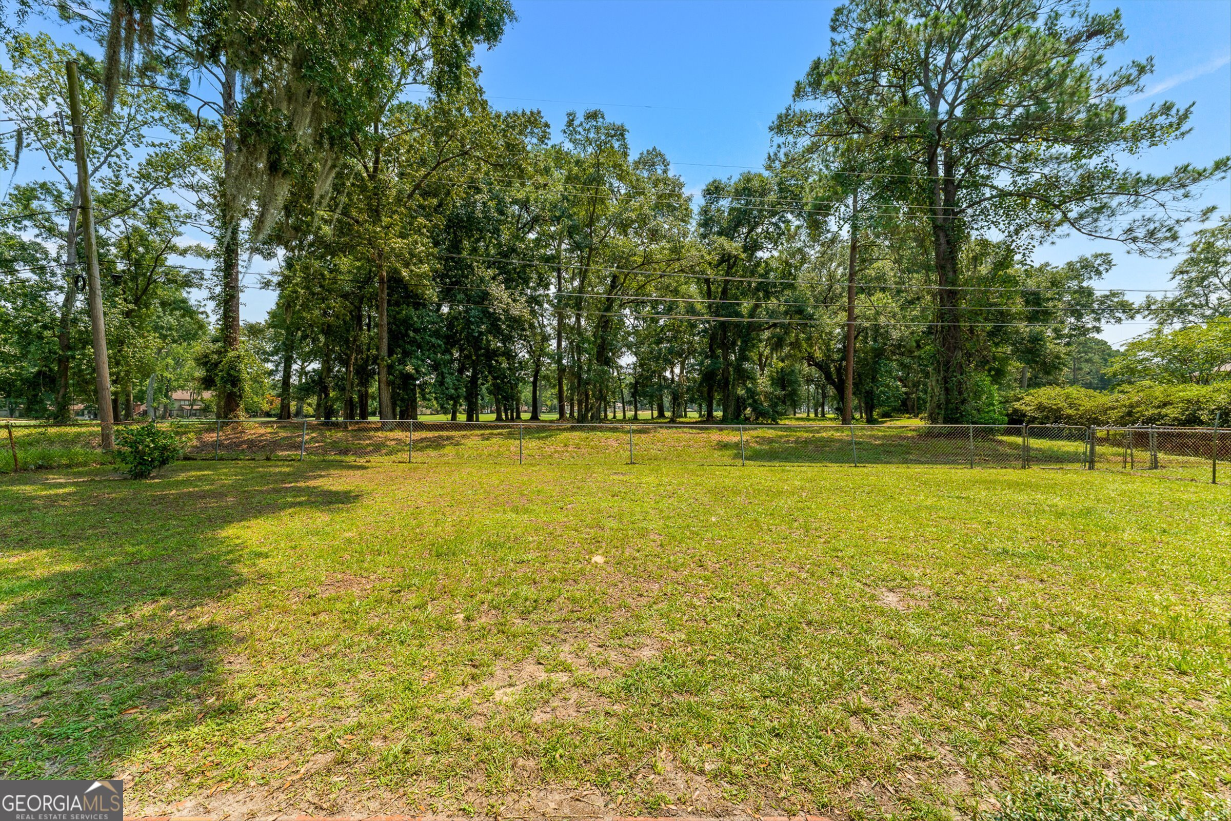 417 Willow Road Property Photo 28