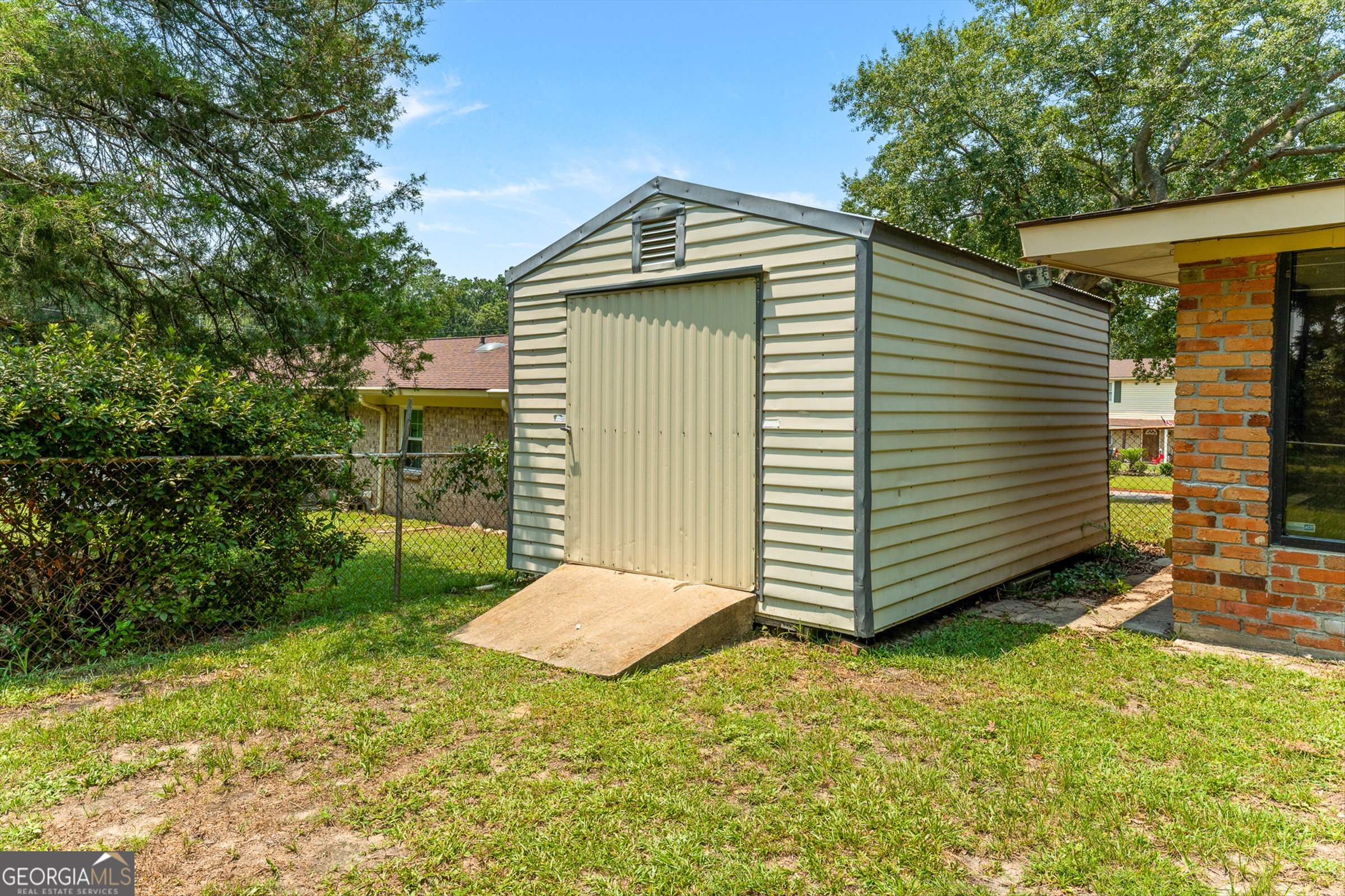 417 Willow Road Property Photo 29