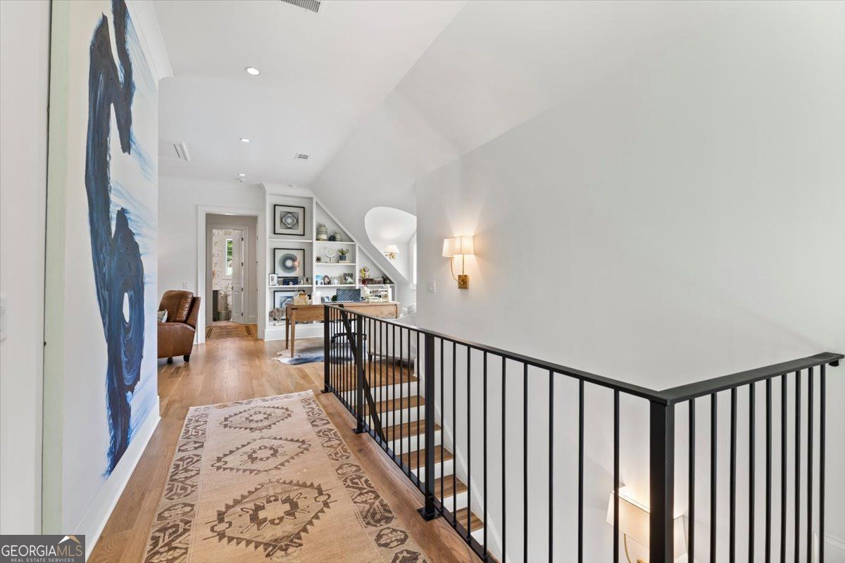 205 Thomas Circle Property Photo 54