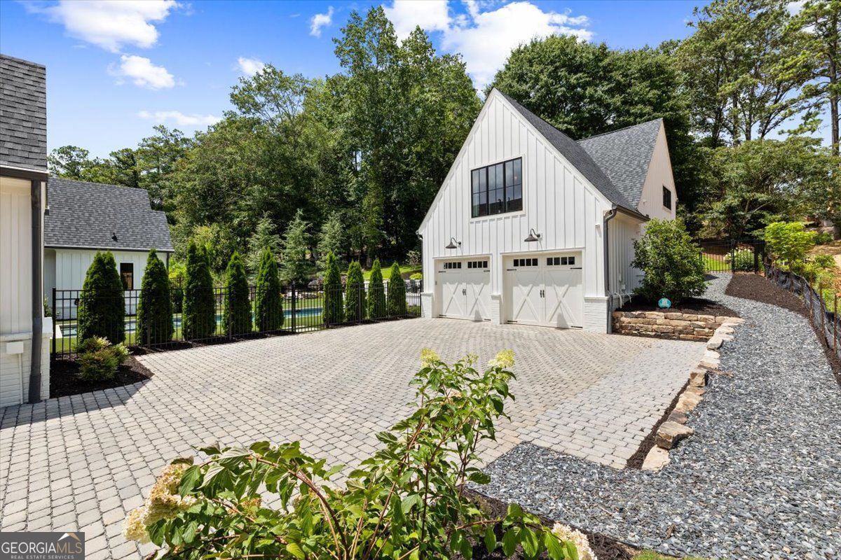 205 Thomas Circle Property Photo 92