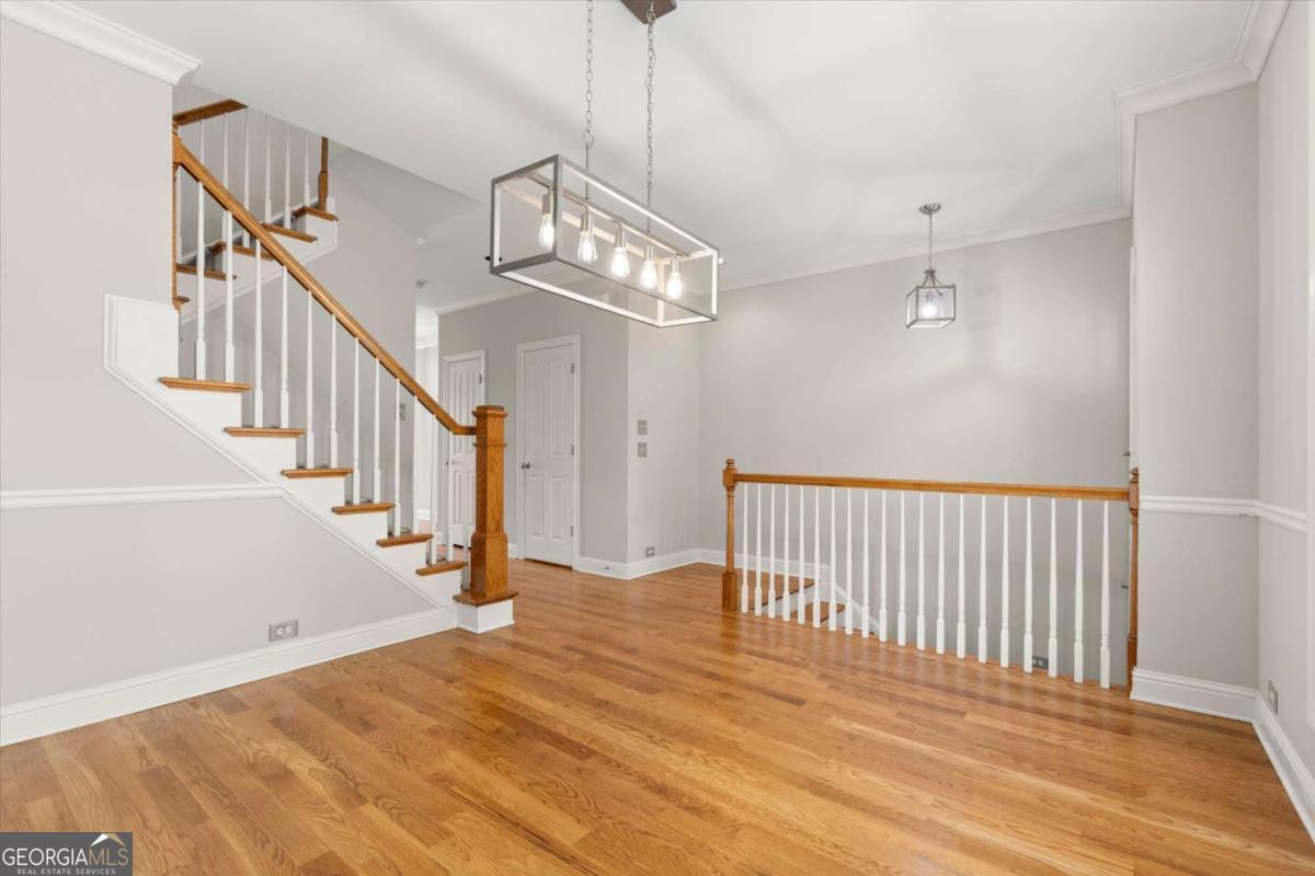 10728 Ellicot Way Property Photo 6