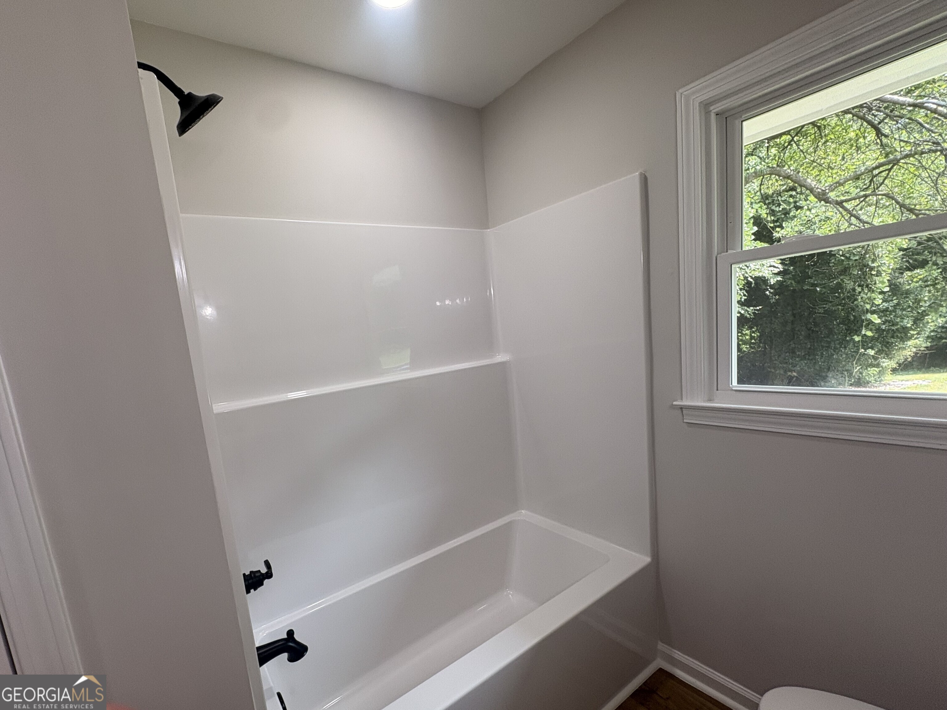 237 S Myrtle Street Property Photo 17