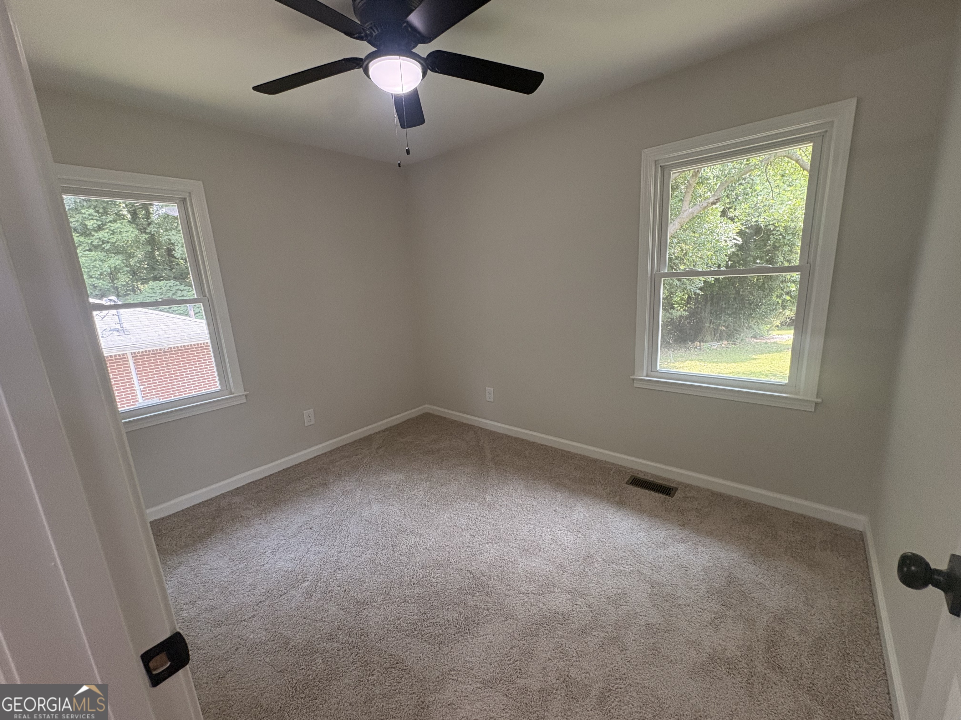 237 S Myrtle Street Property Photo 21