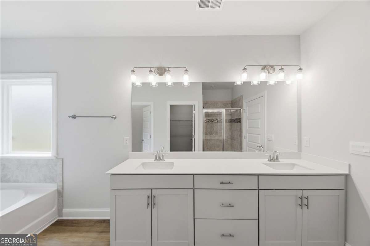3324 Siena Place Property Photo 9