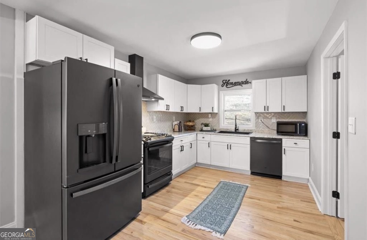 80 Hand Road Property Photo 13