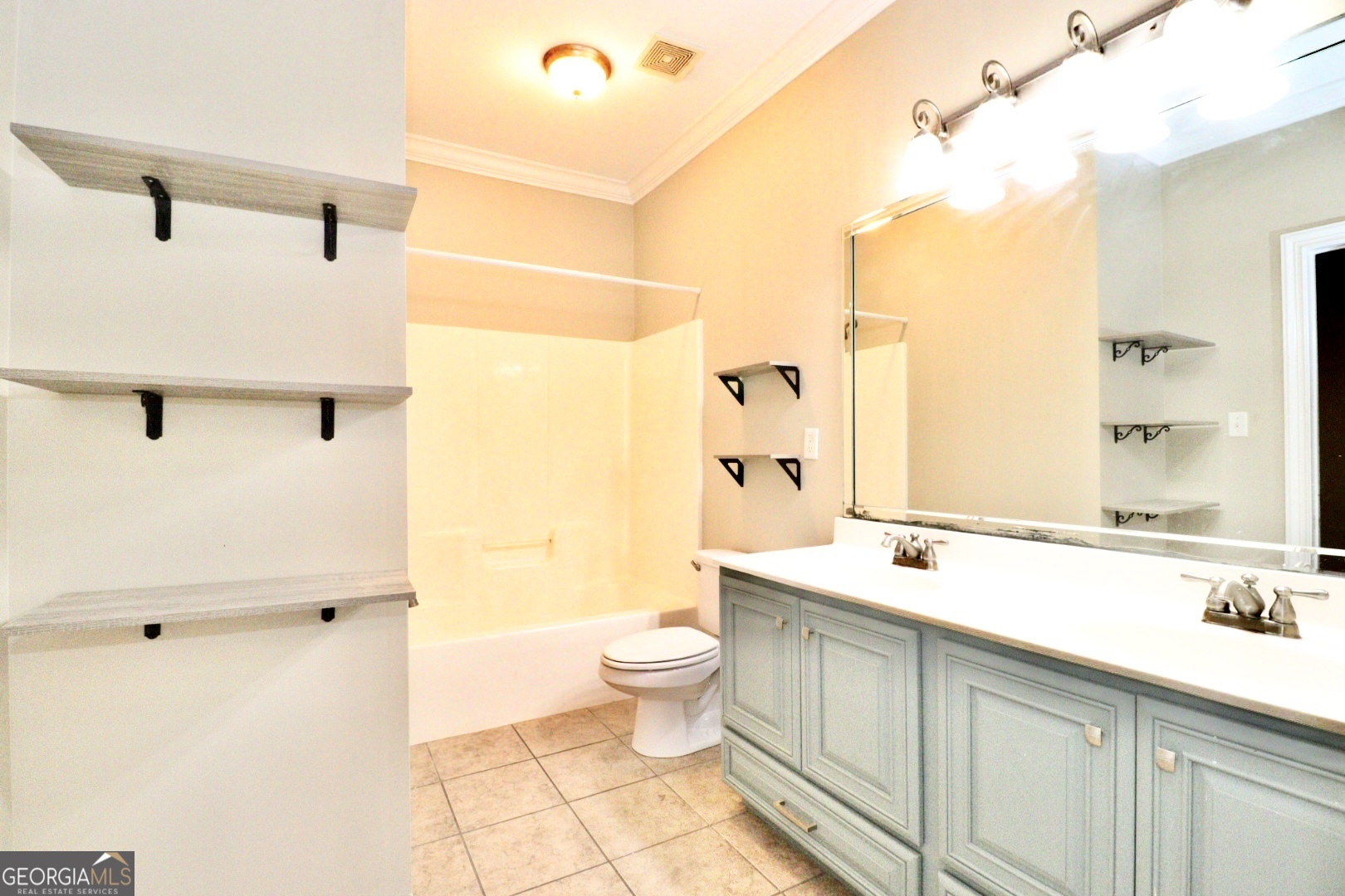 4752 San Saba Drive Property Photo 10