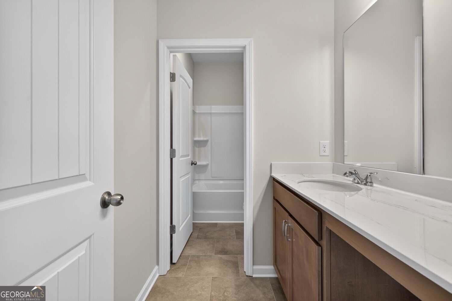 139 Shire Loop Property Photo 4
