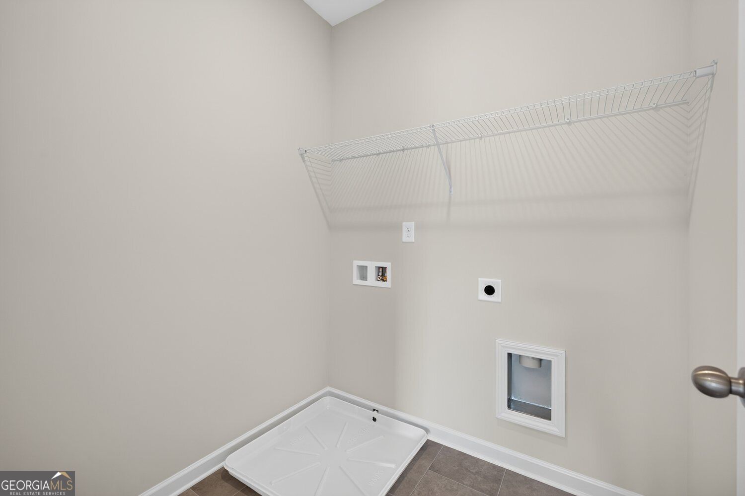 139 Shire Loop Property Photo 9